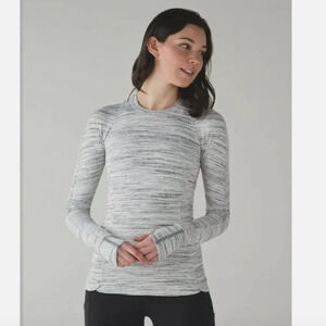 Lululemon Runderful Long Sleeve with Pocket Size 6